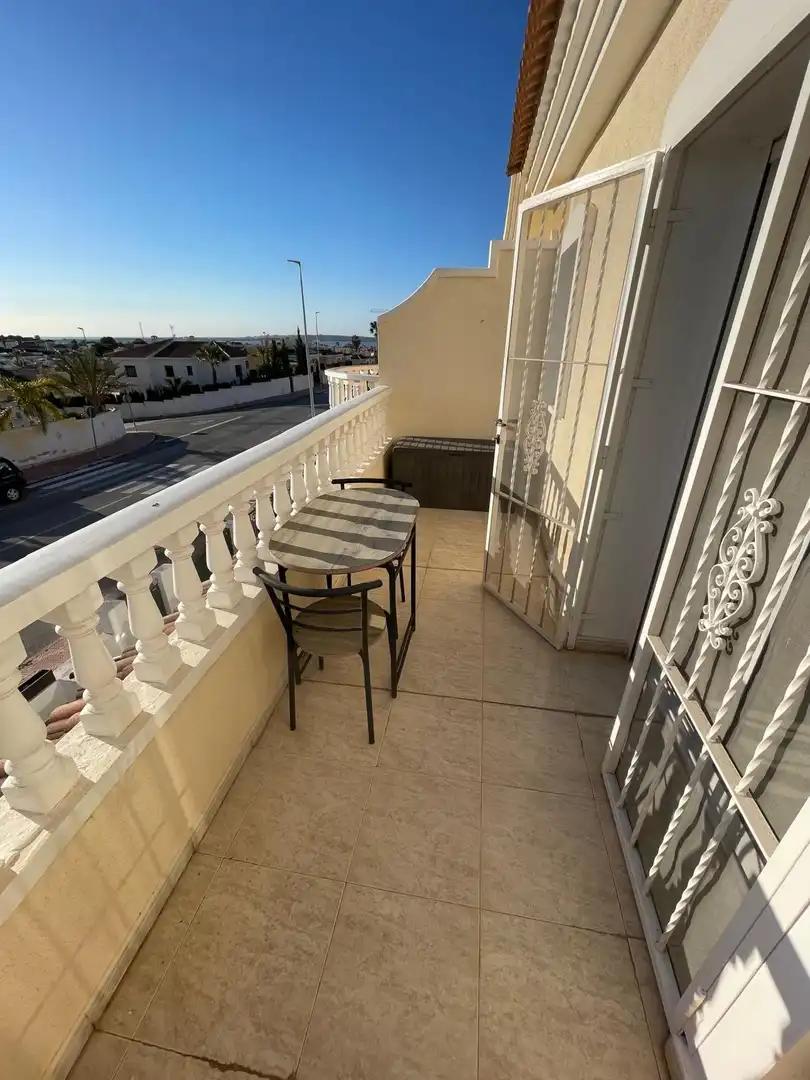 Terrassa de Casa adosada en venda en Rojales amb Aire condicionat, Terrassa i Piscina
