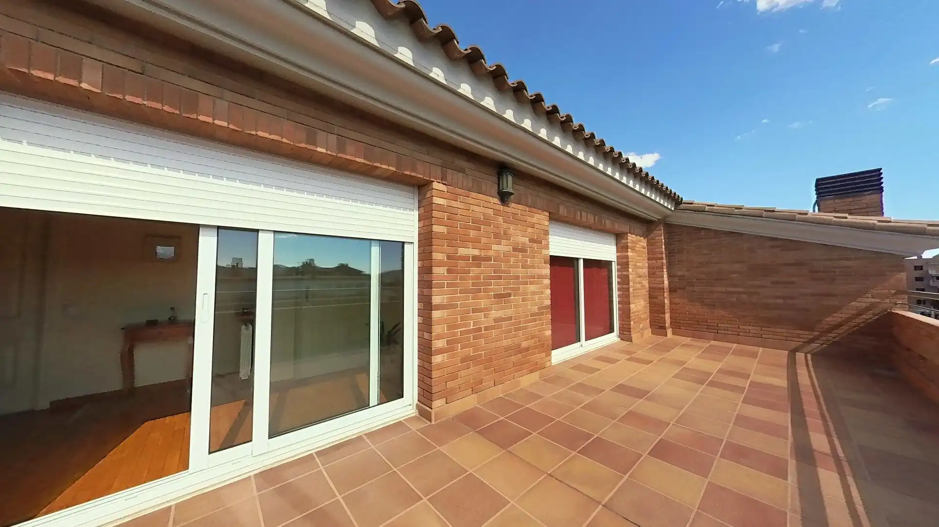 Exterior view of Houses for sale in Sant Feliu de Llobregat  with Air Conditioner, Heating and Private garden