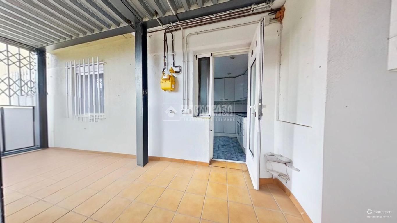 Terraza de Piso en venta en Badia del Vallès con Terraza