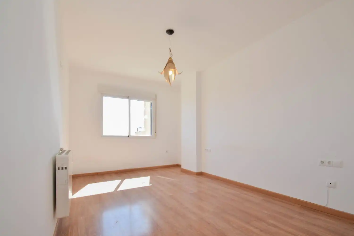 Dormitori de Casa adosada en venda en Las Gabias amb Terrassa i Piscina comunitària