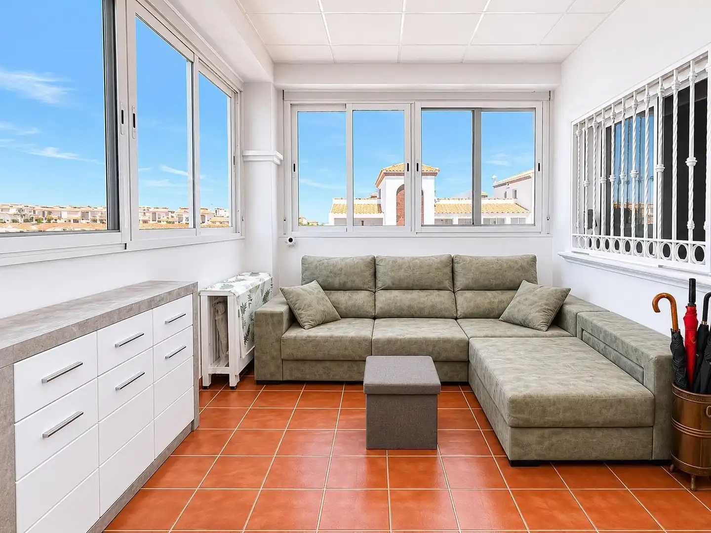 Sala de estar de Ático en venta en Orihuela con Aire acondicionado, Jardín privado y Terraza
