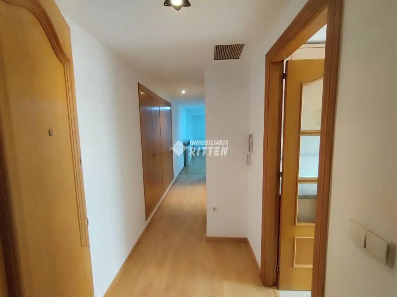 Piso de alquiler en Cartagena con Aire acondicionado, Trastero y Amueblado
