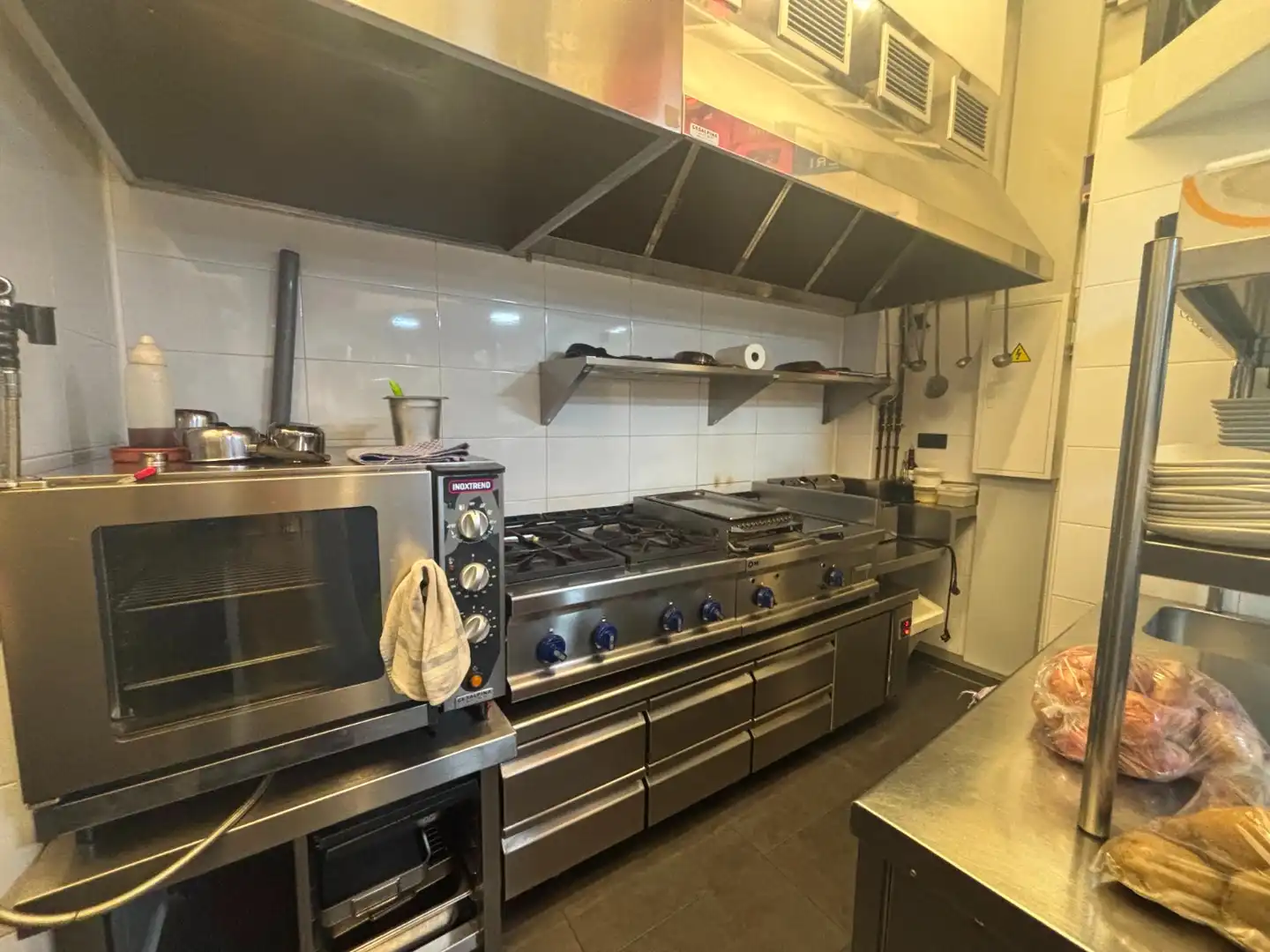 Local comercial en traspaso en Ciutat Vella, imagen 2