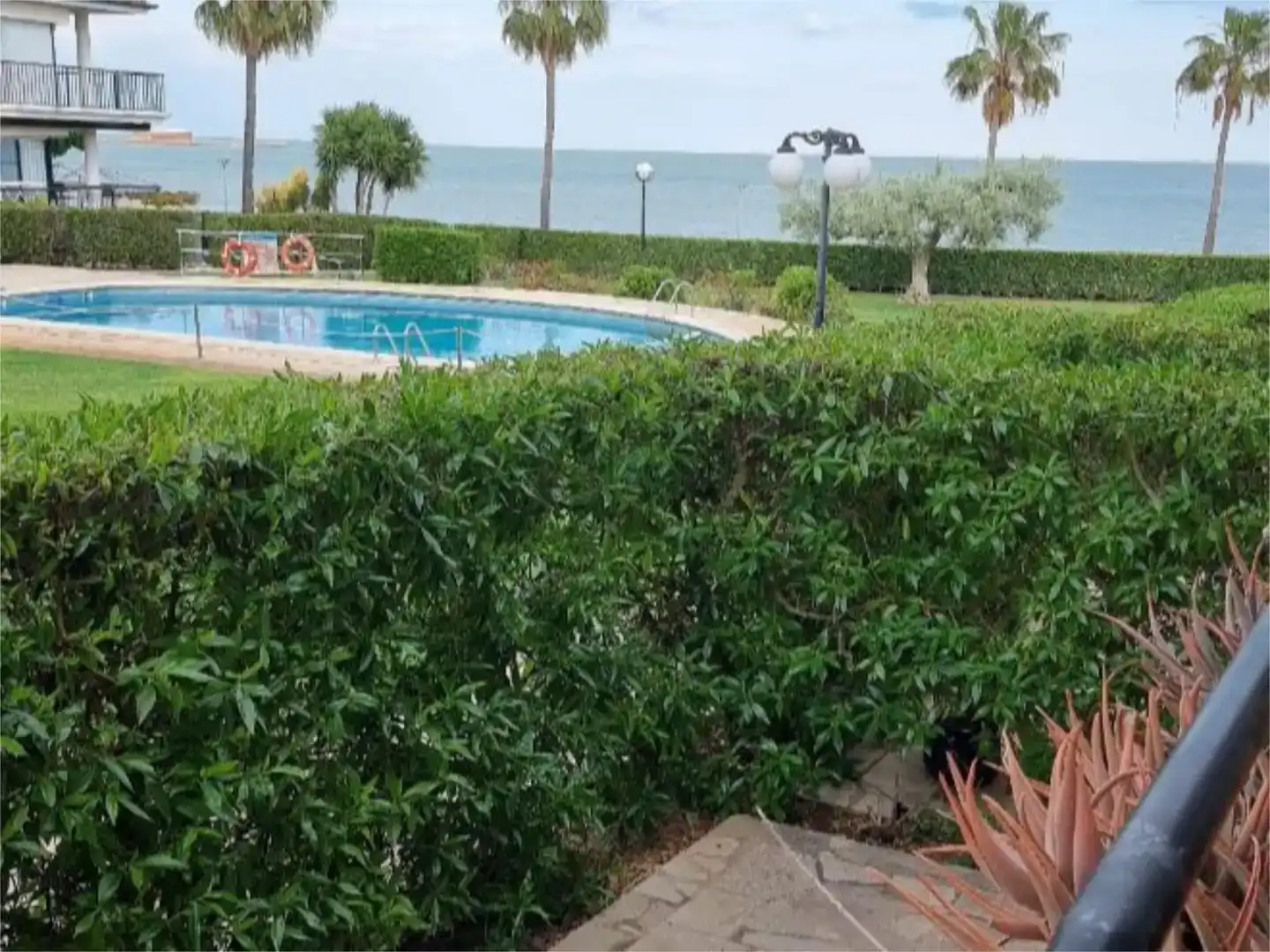 Piscina de Casa o xalet en venda en La Ràpita amb Jardí privat, Parquet i Traster