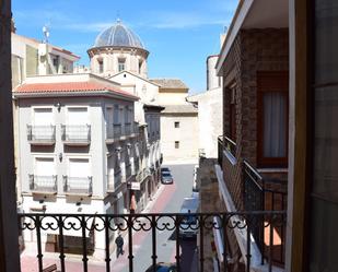 Vista exterior de Casa adosada en venda en Aspe amb Terrassa