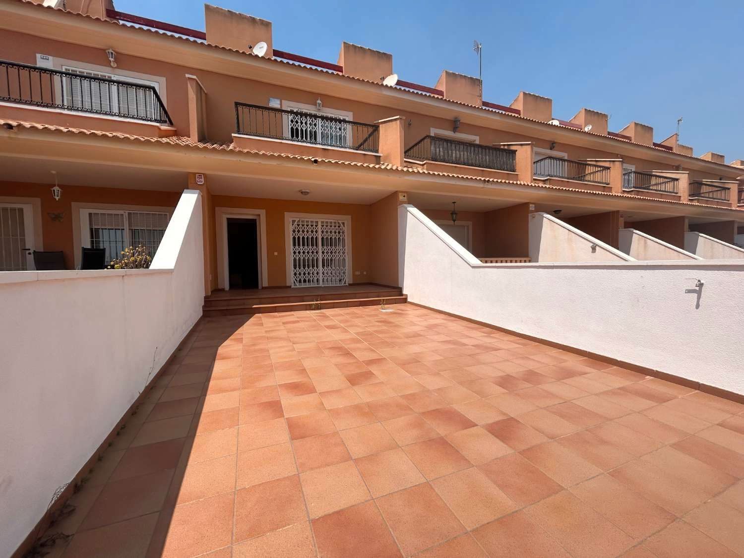Vista exterior de Dúplex en venta en Orihuela con Aire acondicionado, Calefacción y Terraza