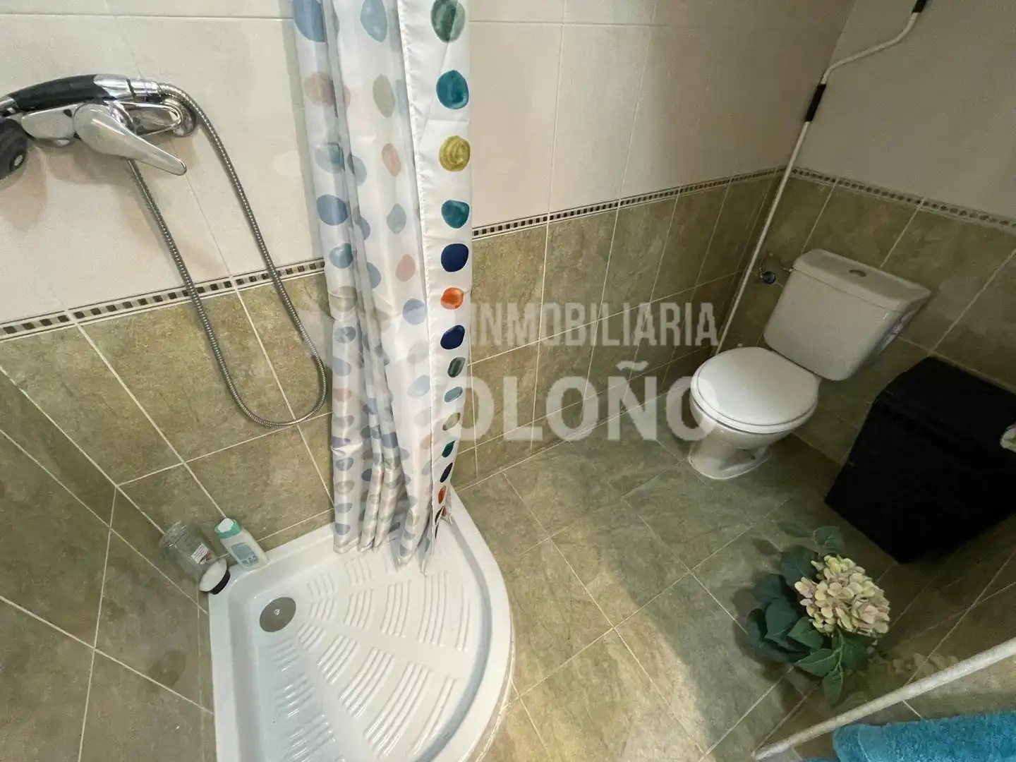 Baño de Casa o chalet en venta en Anguciana con Calefacción, Jardín privado y Parquet