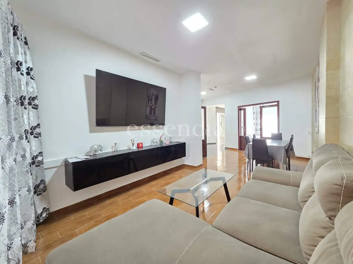Sala d'estar de Casa o xalet en venda en Gandia amb Aire condicionat, Terrassa i Traster