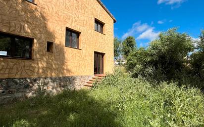 Vista exterior de Casa adosada en venda en Algora amb Calefacció, Jardí privat i Terrassa
