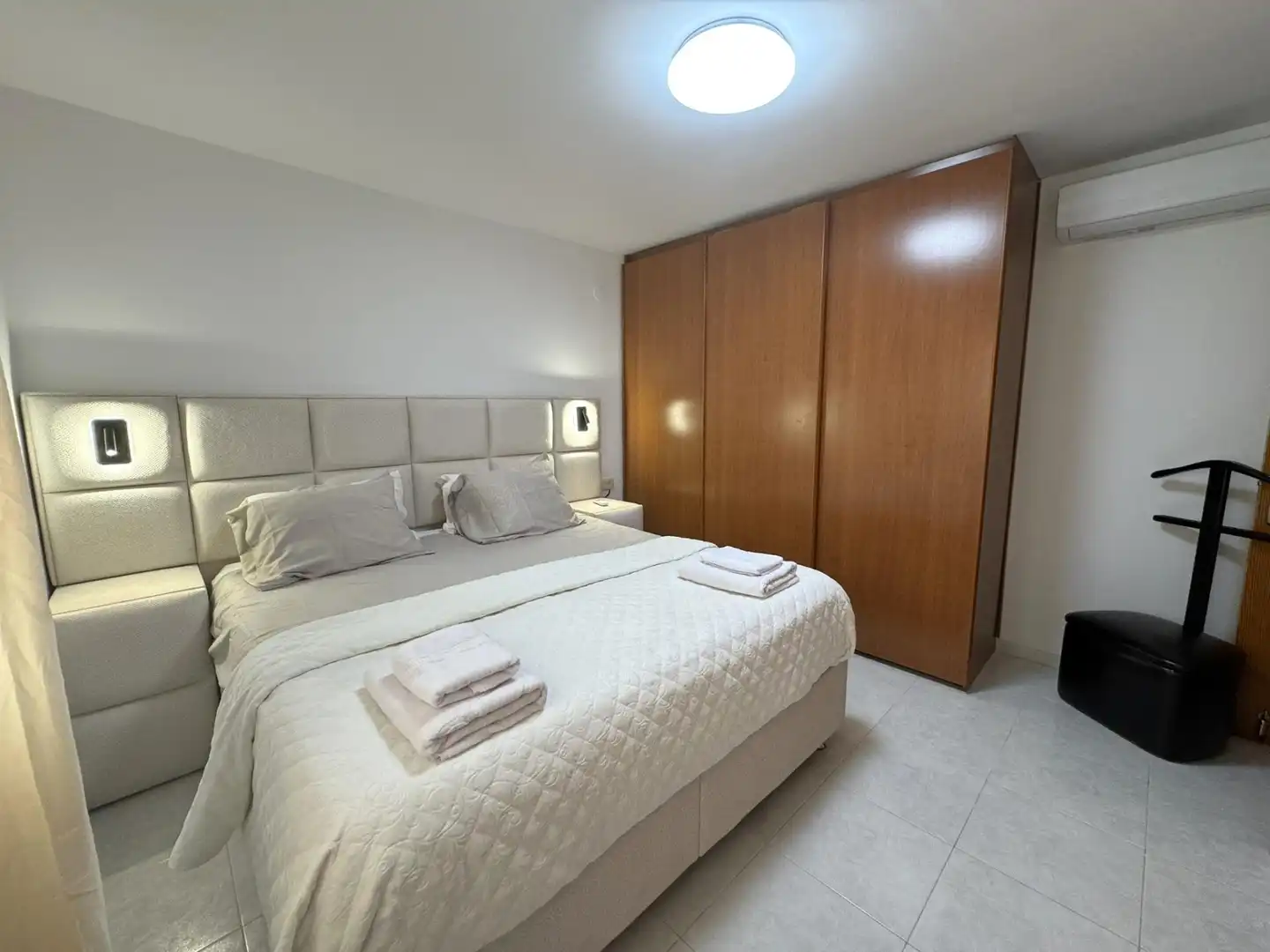 Dormitori de Casa o xalet de lloguer en Dénia amb Aire condicionat, Terrassa i Piscina comunitària