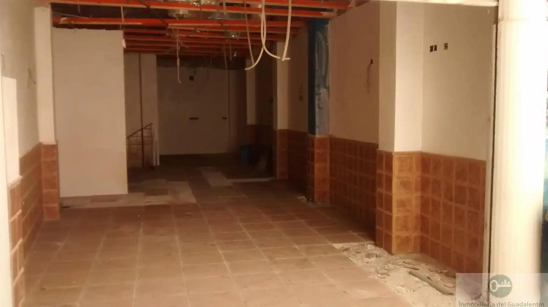 Local comercial de lloguer a Lorca Ciudad