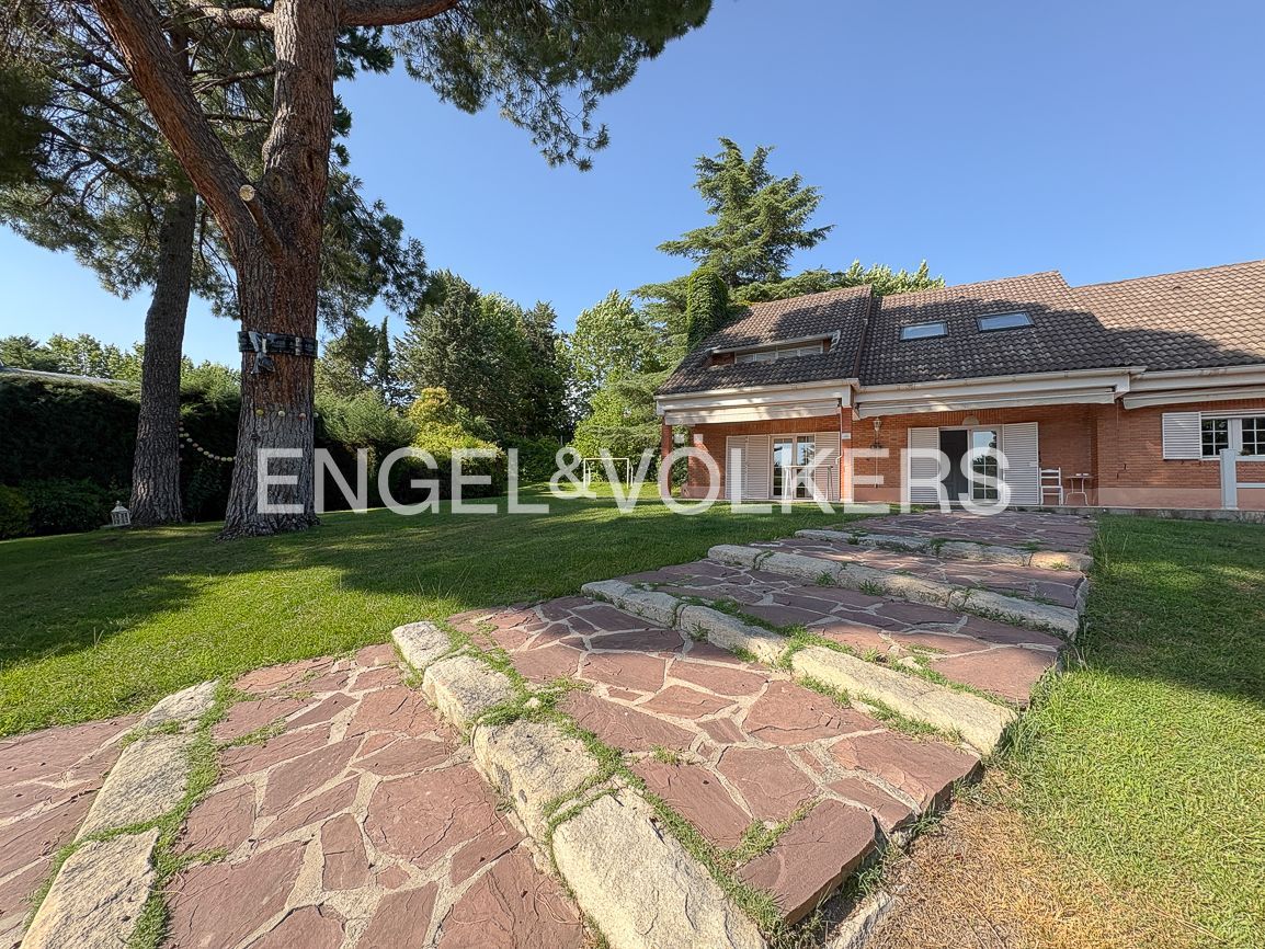 Vista exterior de Casa o chalet de alquiler en Fuente del Fresno con Aire acondicionado, Calefacción y Jardín privado