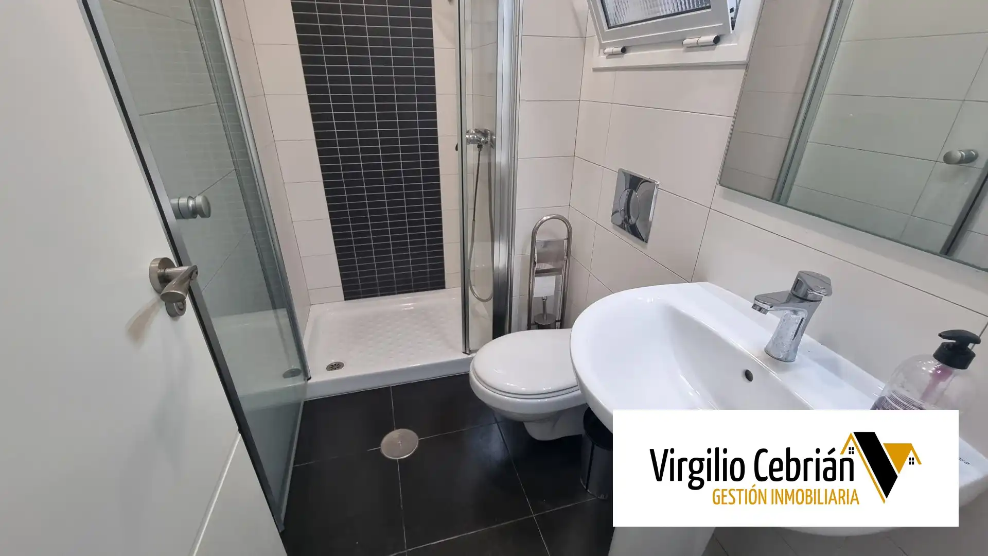Baño de Piso en venta en Chipiona