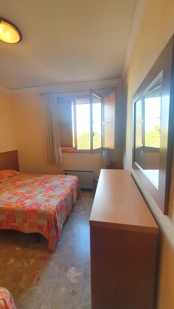 Habitación de Casa o chalet en venta en L'Alcúdia de Crespins con Piscina