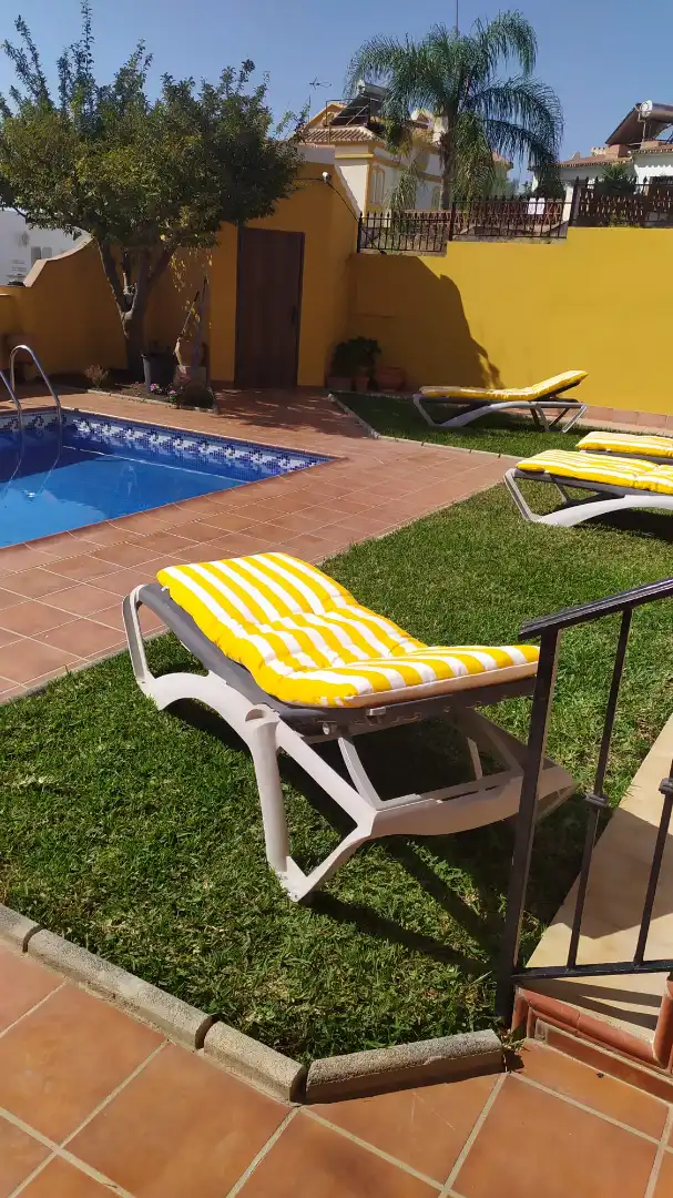 Jardín de Casa o chalet de alquiler en Nerja con Aire acondicionado, Calefacción y Terraza