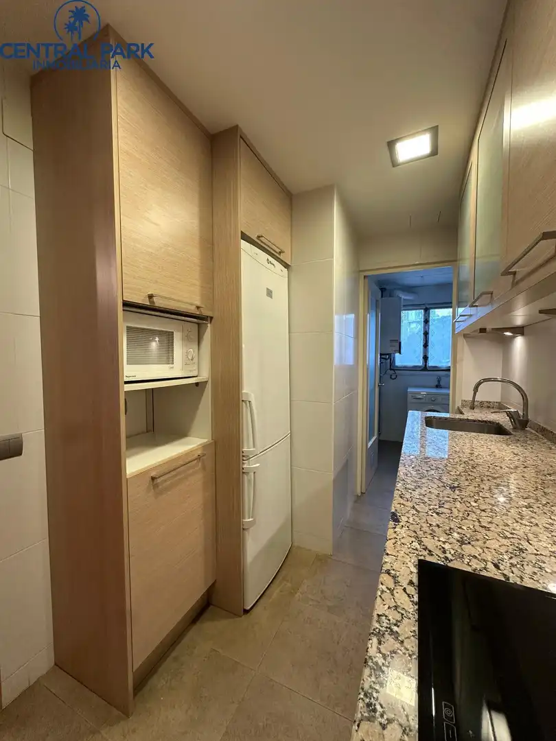 Cocina de Apartamento en venta en Salou con Aire acondicionado, Terraza y Amueblado