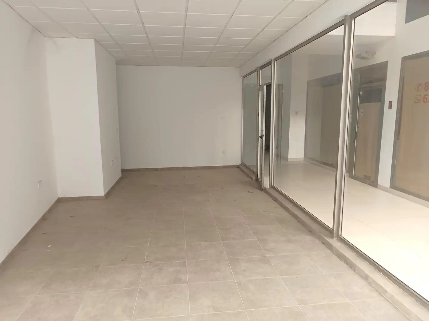Local comercial en venda a Casco Urbano, imagen 4
