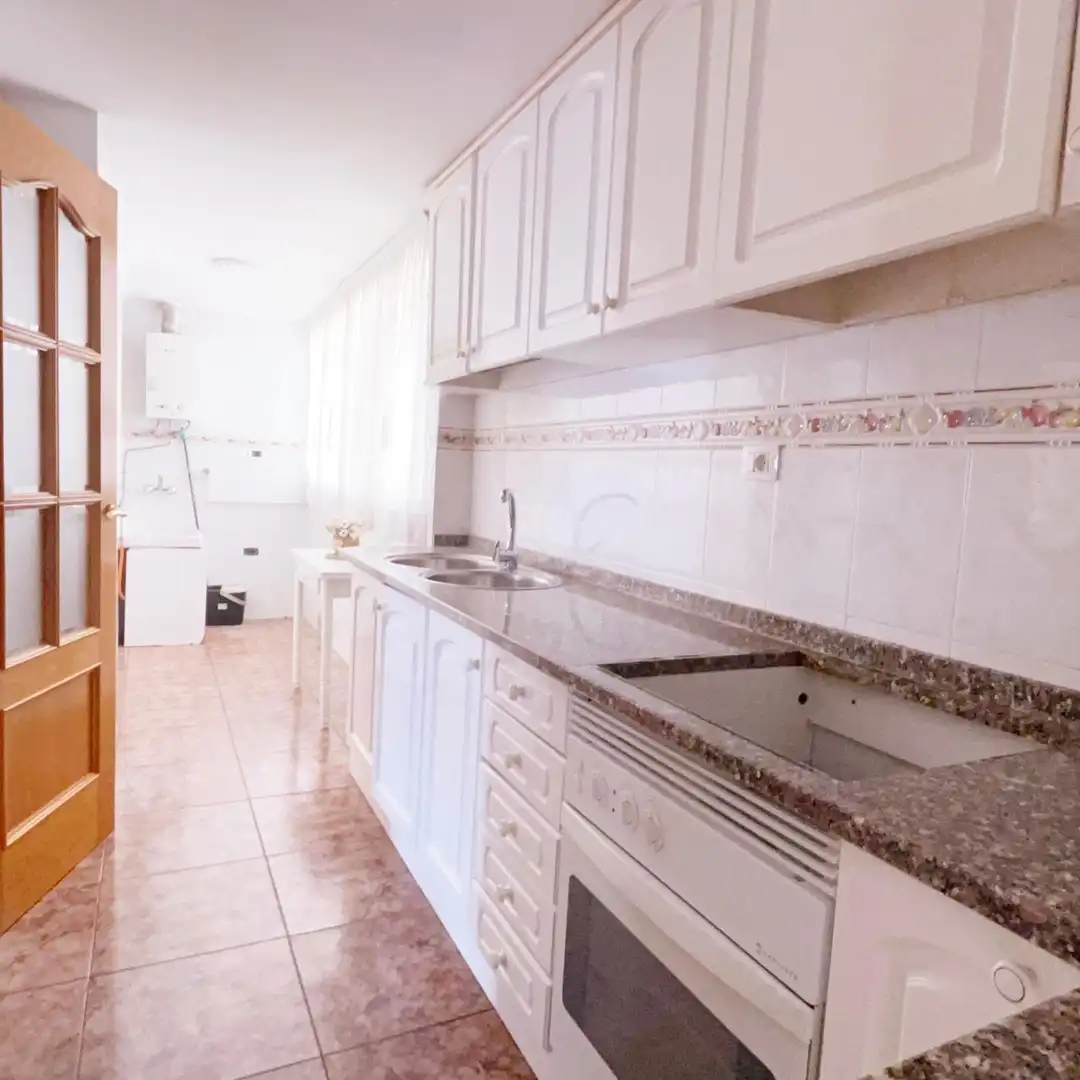 Kitchen of Flat for sale in Castellón de la Plana / Castelló de la Plana  with Balcony