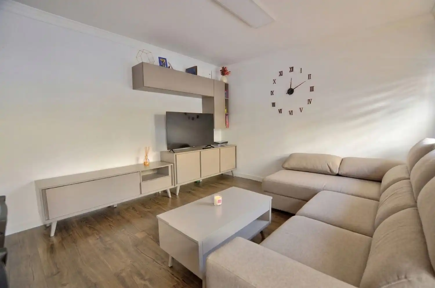 Sala de estar de Piso en venta en Oviedo  con Aire acondicionado, Calefacción y Jardín privado