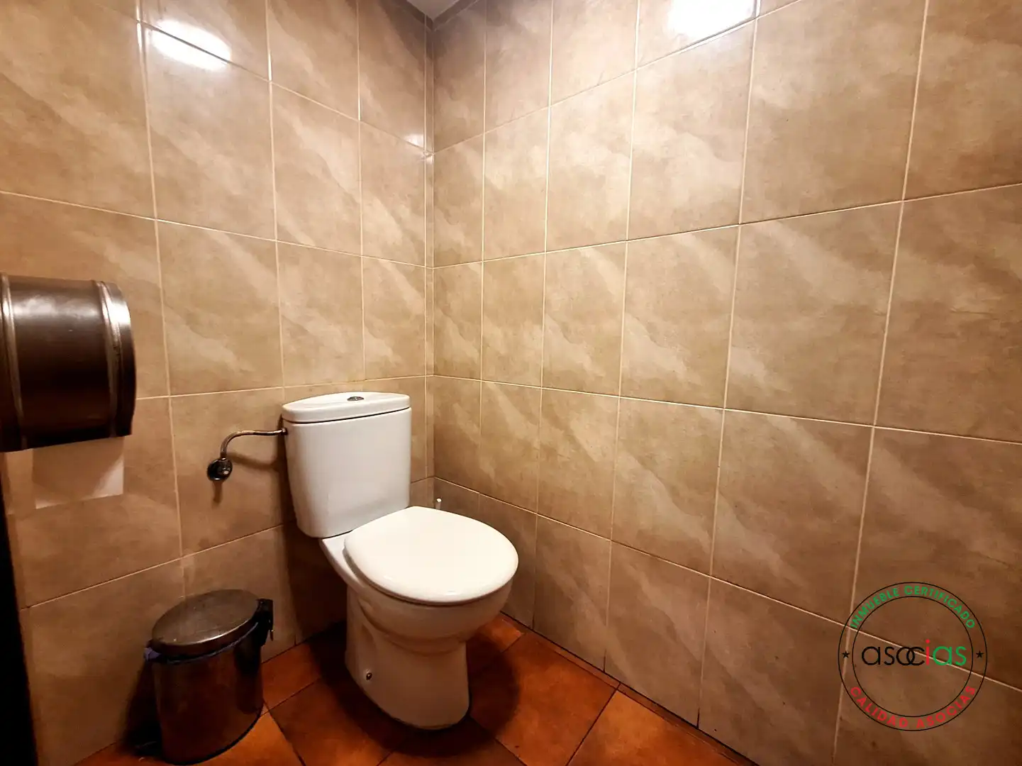 Badezimmer von Geschaftsraum zum Verkauf in Mayorga