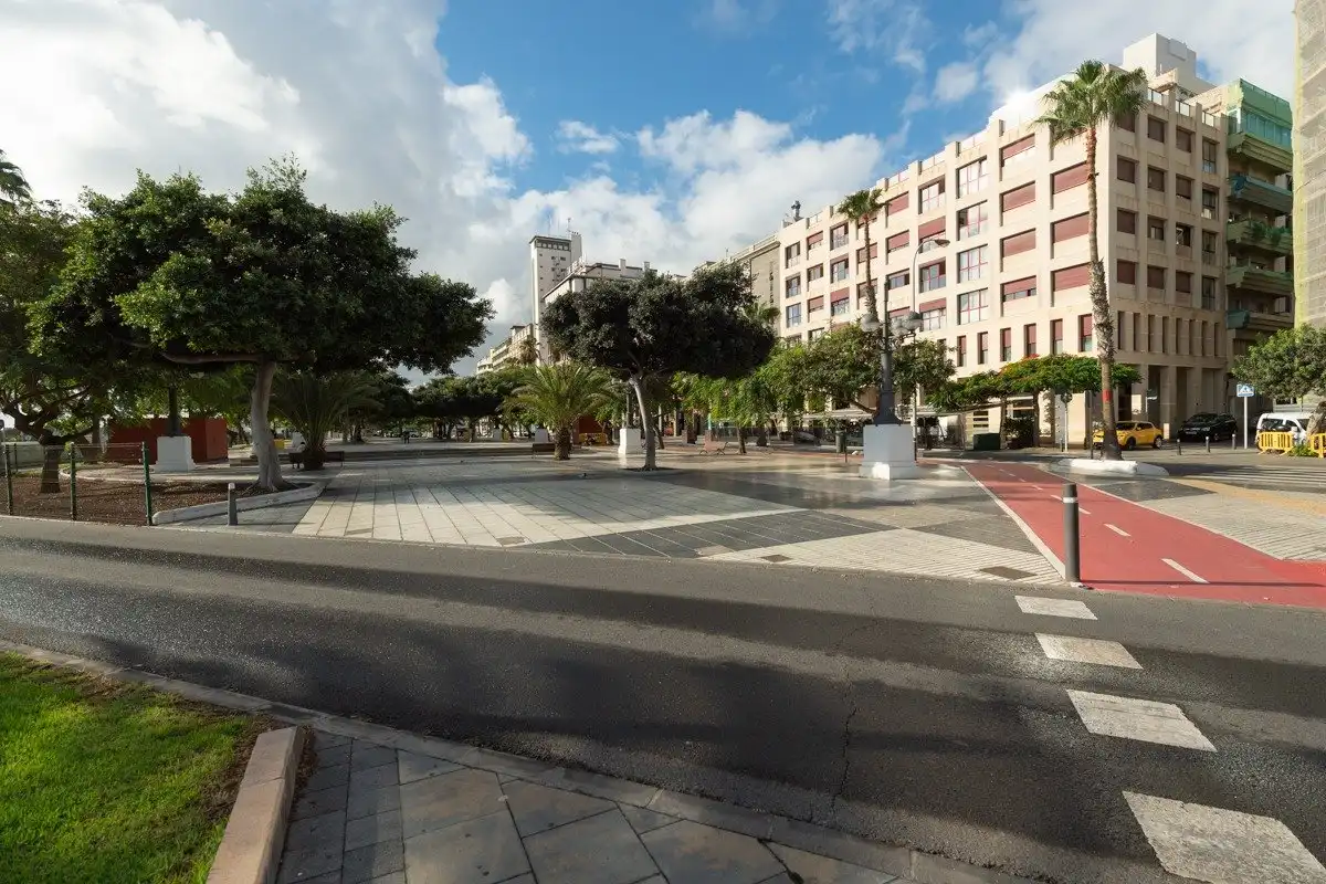 Oficina en venta en Calle LEON Y CASTILLO, 334, Santa Catalina - Canteras