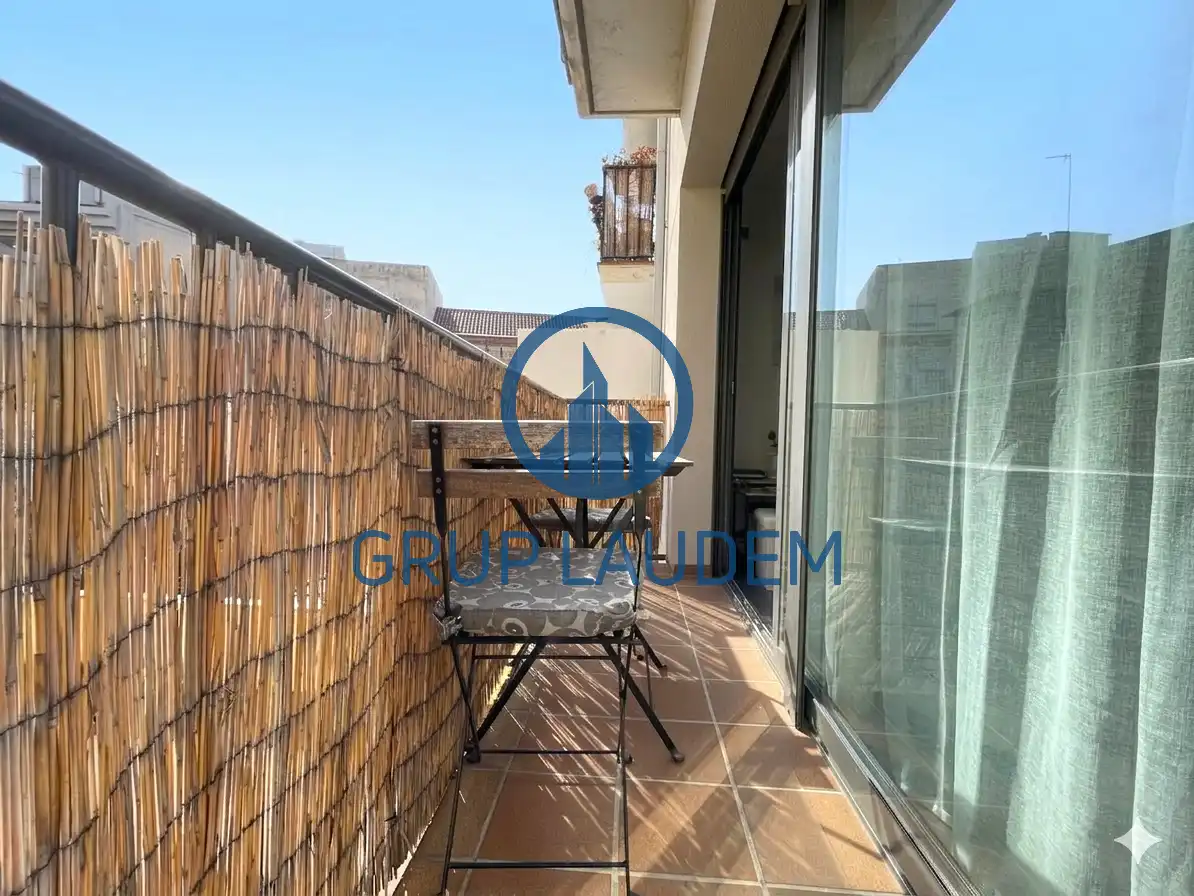 Balcony of Flat for sale in Mataró  with Air Conditioner, Storage room and Oven