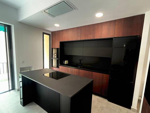 Piso en Venta en Calle INFANTE CARLOS DE BORBON en Parque María Luisa -Giralda Sur