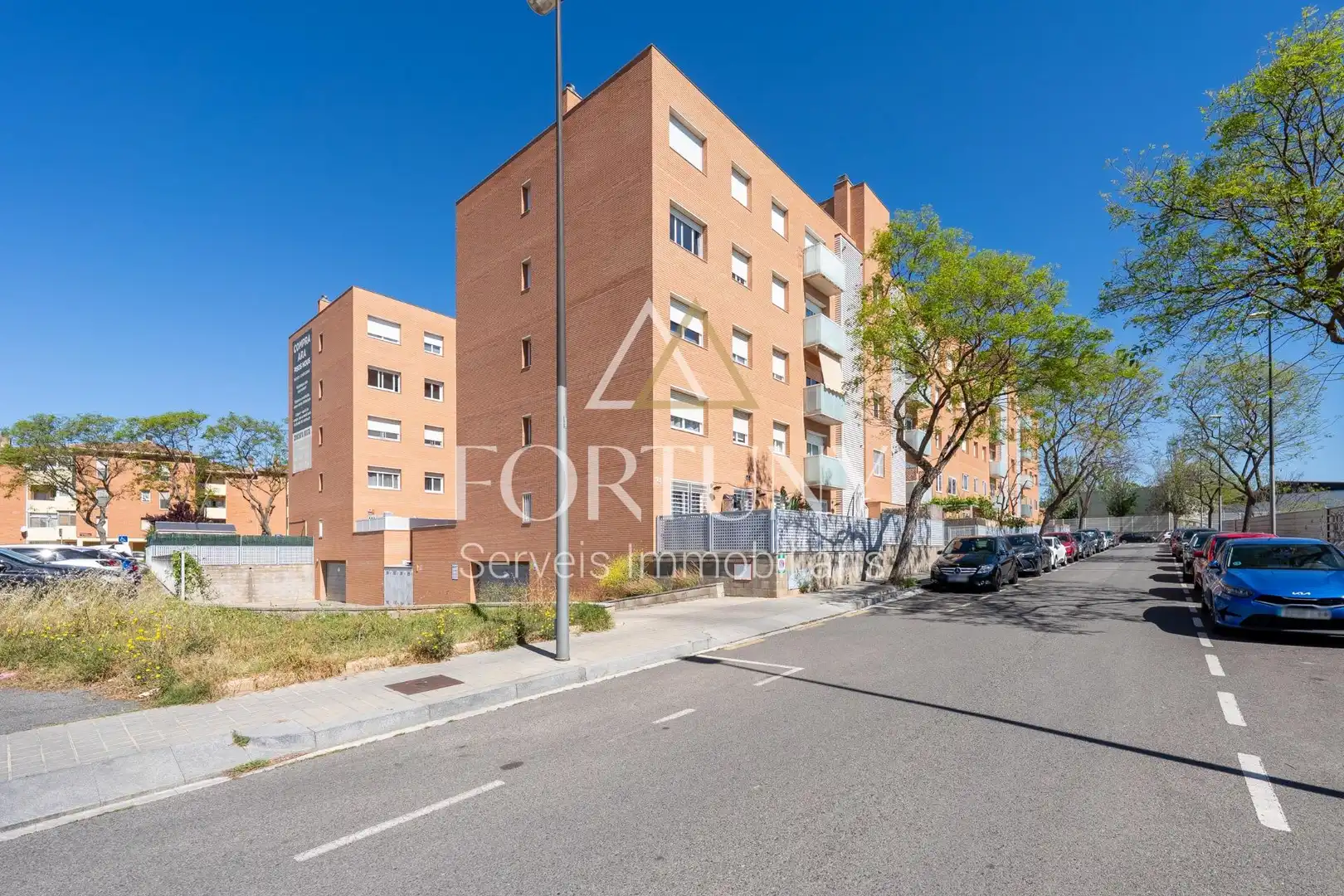 Vista exterior de Pis en venda en Reus amb Balcó