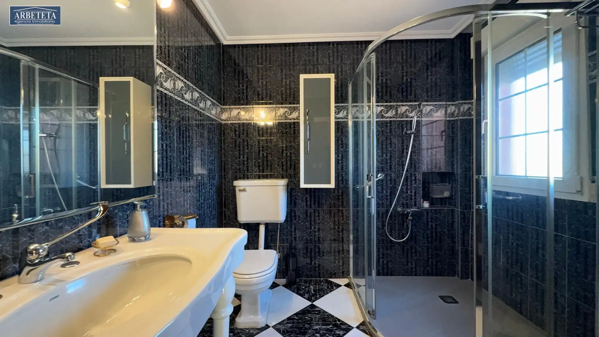 Baño de Casa o chalet en venta en Guadalajara con Aire acondicionado, Calefacción y Terraza