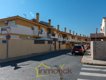 Vista exterior de Casa adosada en venda en Aljaraque amb Aire condicionat i Terrassa