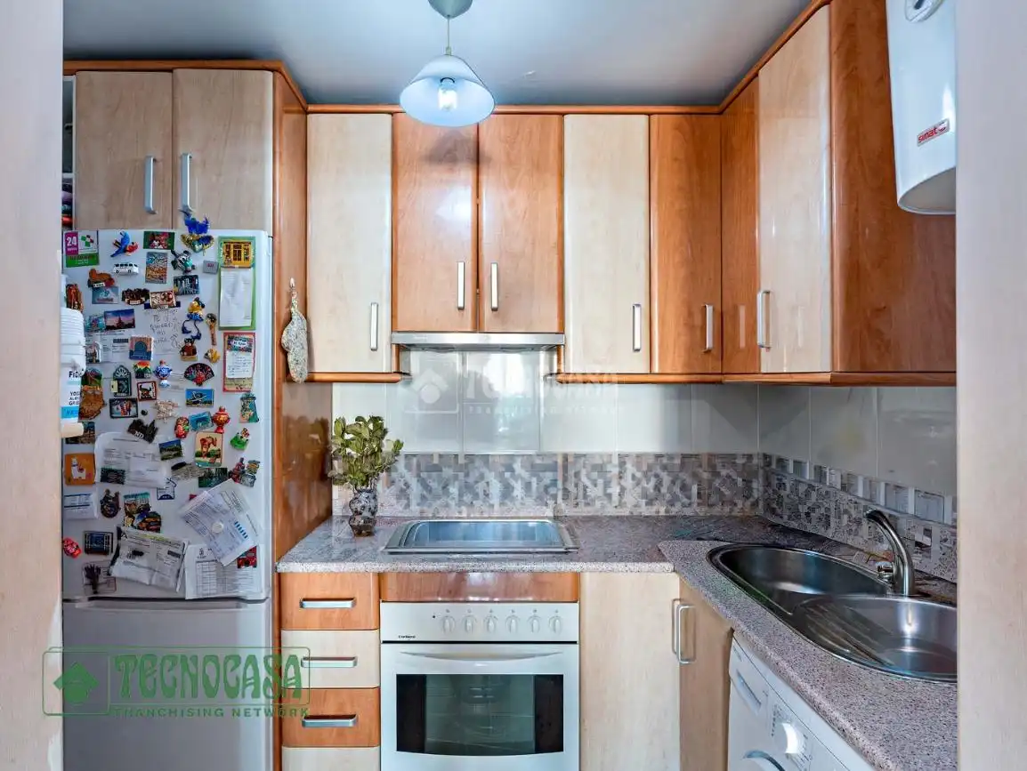 Küche von Wohnung zum Verkauf in El Ejido mit Möbliert und Balkon