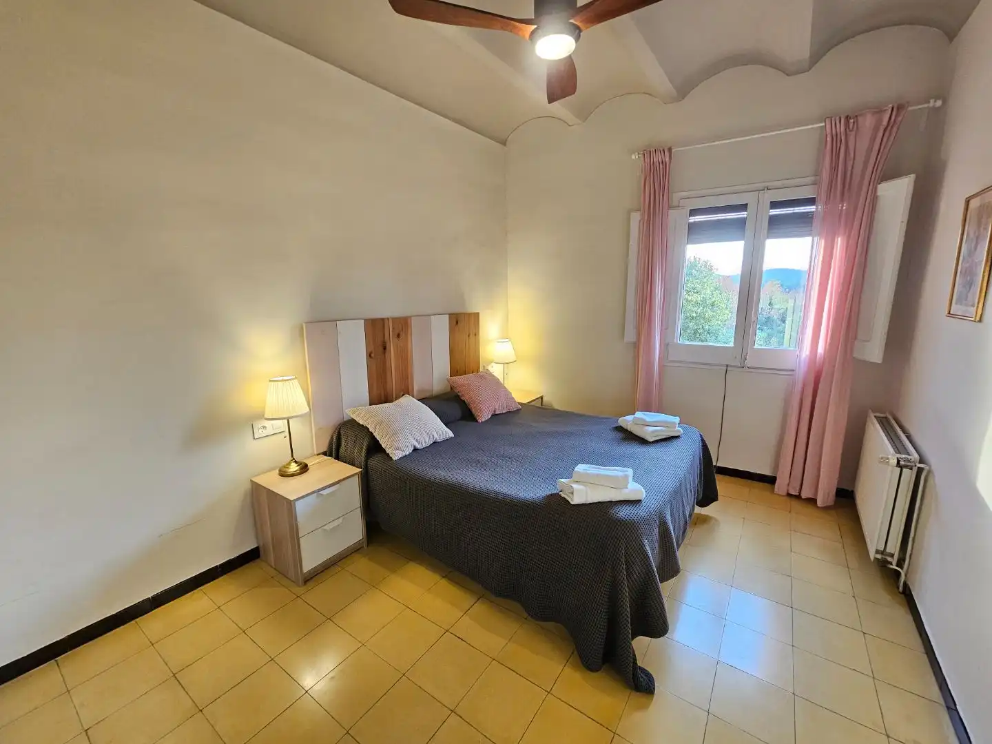 Casa con jardín en venta en Carrer Figueres 24, imagen 9