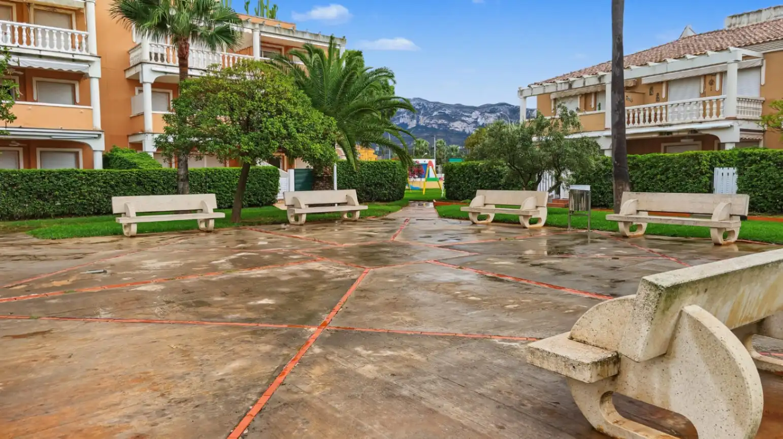 Terraza de Apartamento en venta en Dénia con Aire acondicionado, Calefacción y Jardín privado