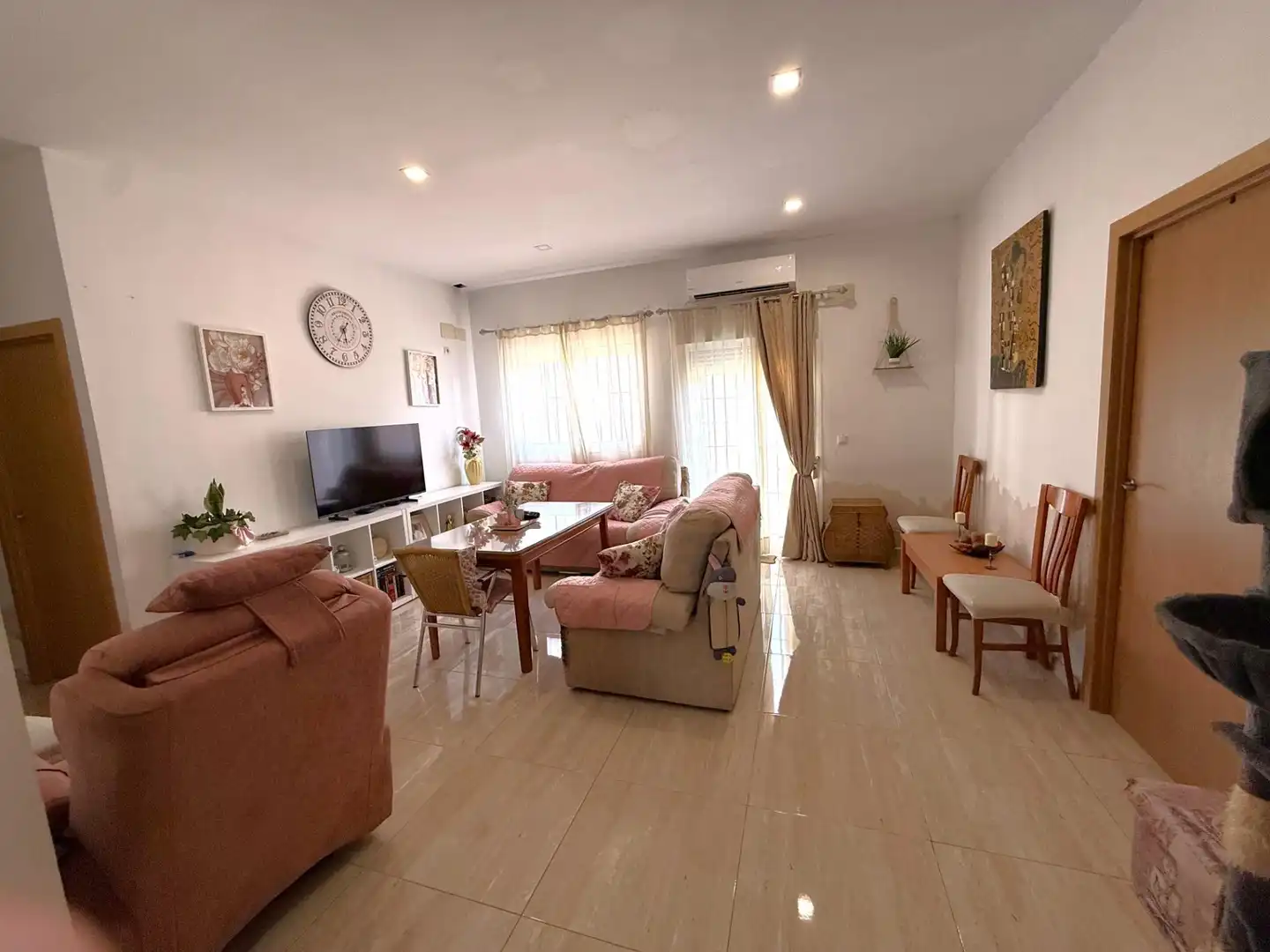 Living room of Detached homes for sale in Santiponce  with Air Conditioner, Terrace and Storage room
