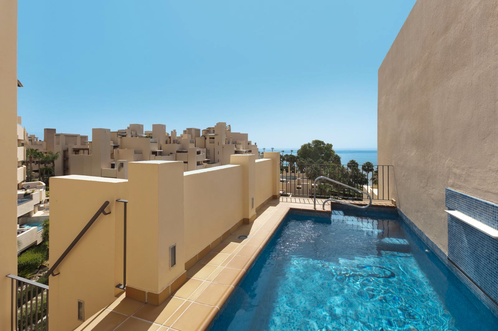 Swimming pool of Duplex for sale in Estepona  with Air Conditioner, Terrace and Storage room