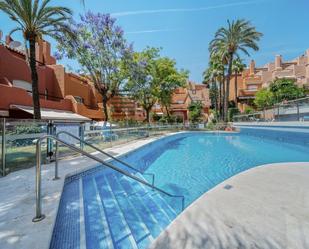 Garden of House or chalet for sale in Marbella  with Air Conditioner, Terrace and Swimming Pool