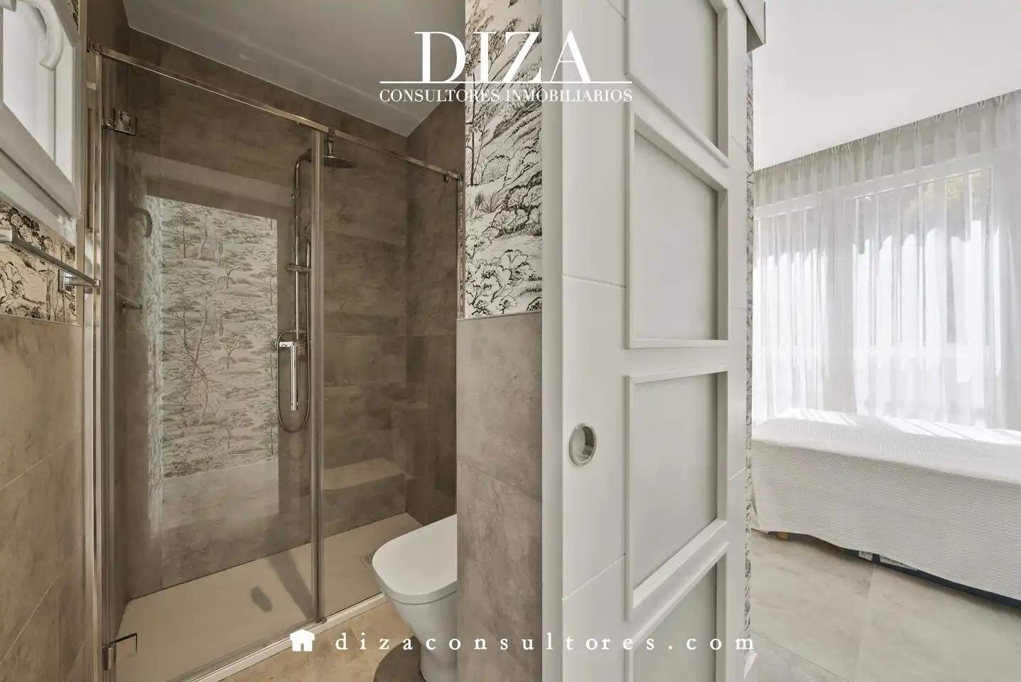 Bathroom of Ground floor for rent in Madrid  with Air Conditioner and Furnished