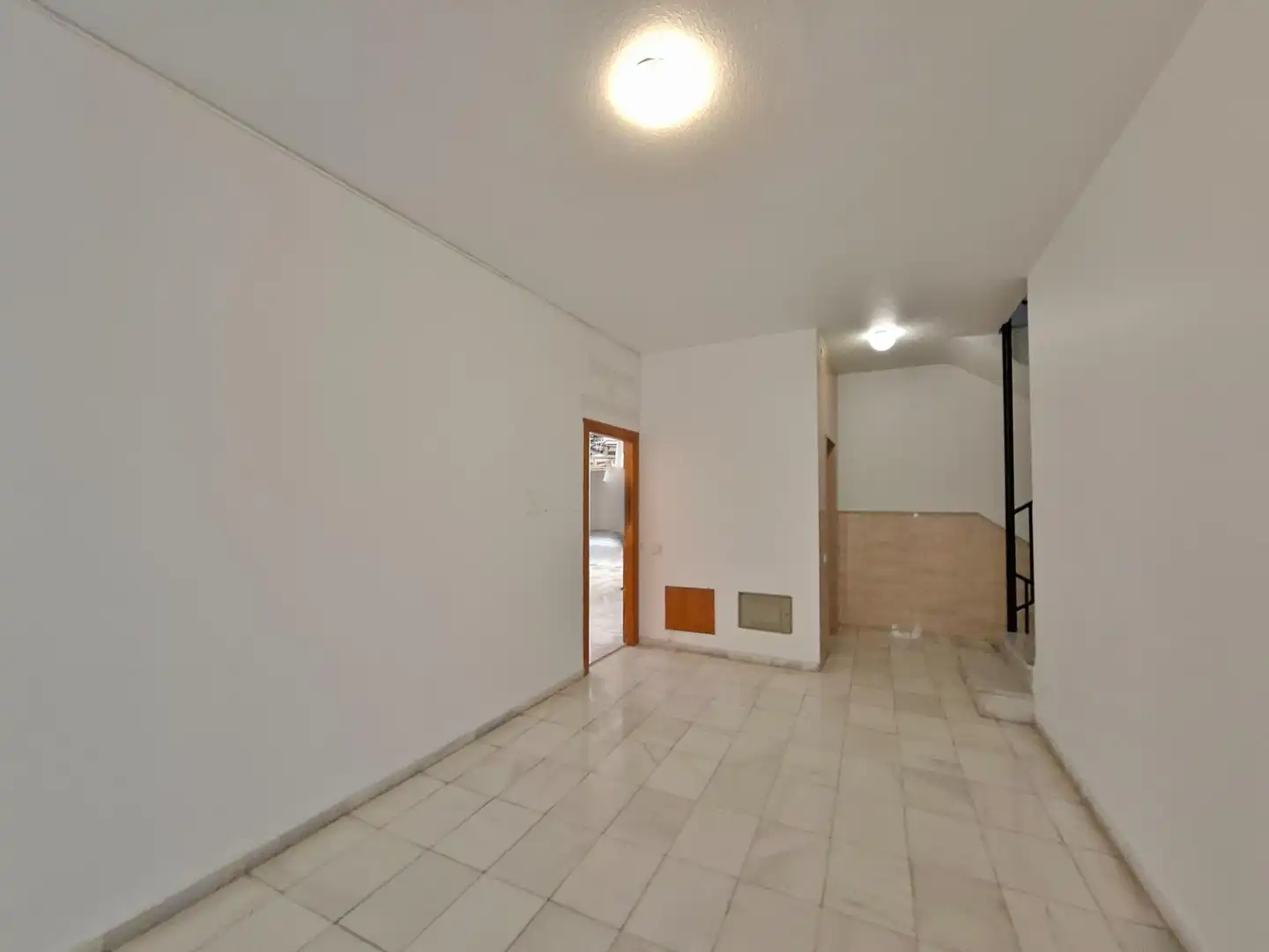Commercial properties for sale in Roquetas de Mar