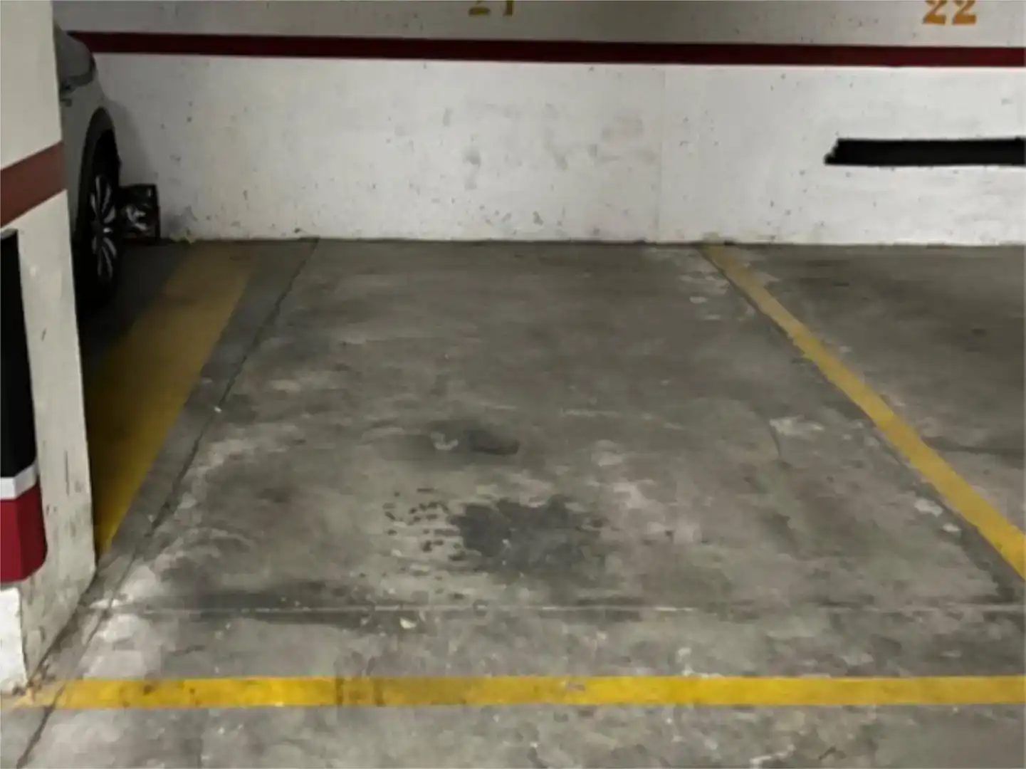 Parkplatz von Garage zum Verkauf in Paterna
