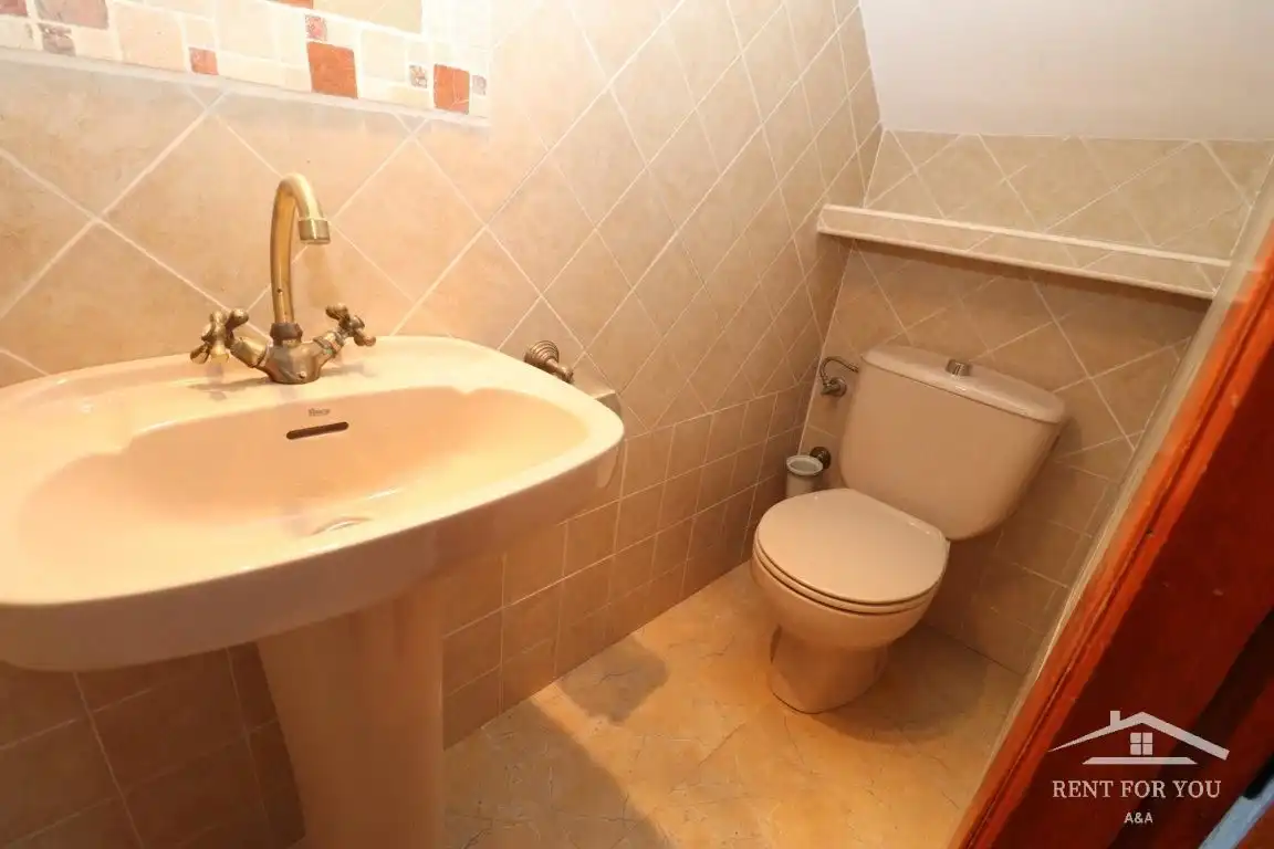 Badezimmer von Maisonette zur Miete in Coín mit Klimaanlage und Balkon