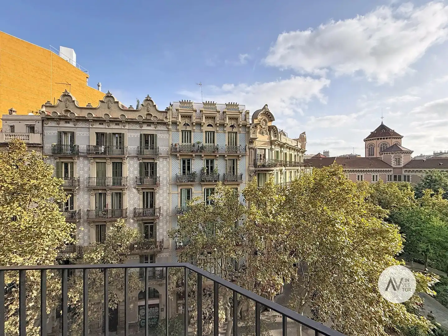 Vista exterior de Pis en venda en Barcelona amb Aire condicionat, Calefacció i Terrassa