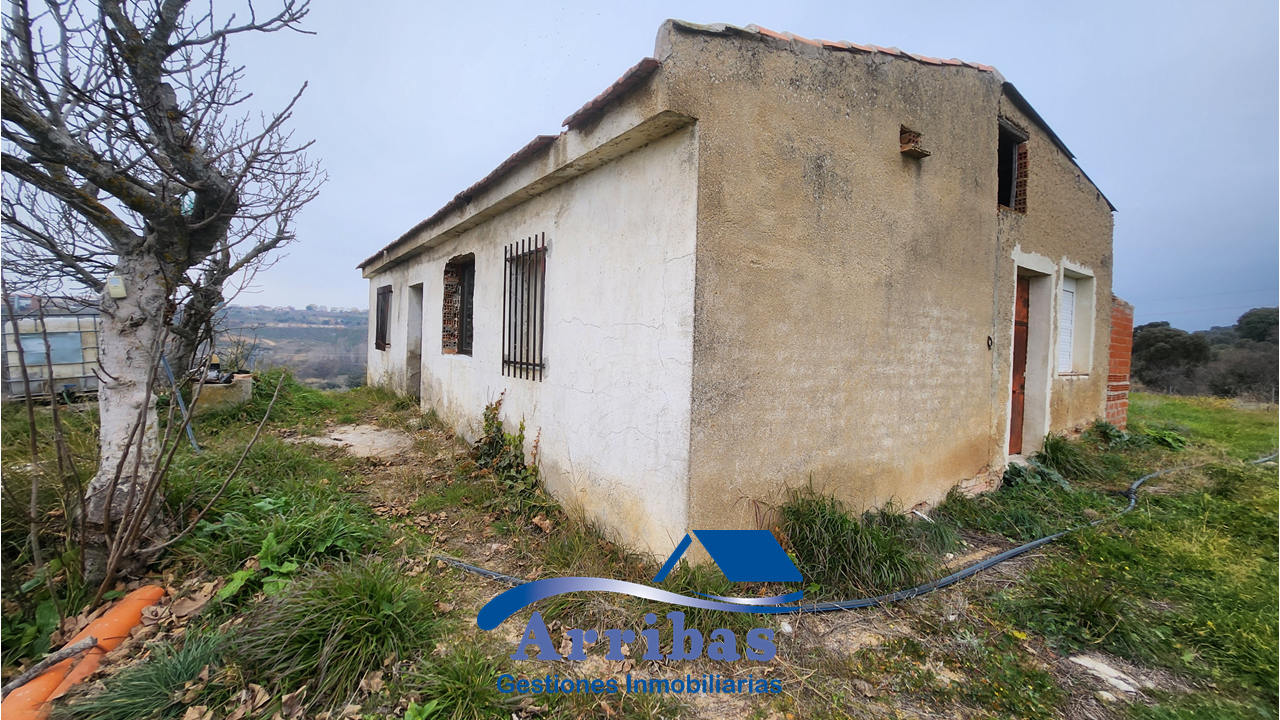 Country house for sale in Escalona