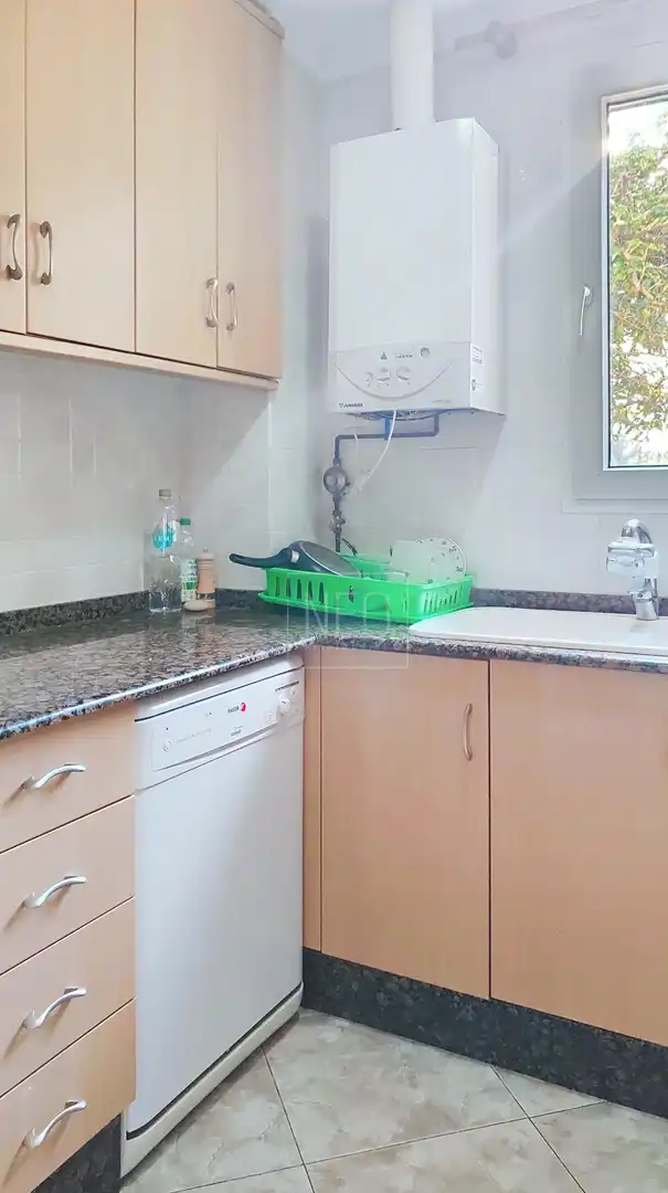 Cocina de Planta baja en venta en Valencia con Jardín privado y Piscina comunitaria