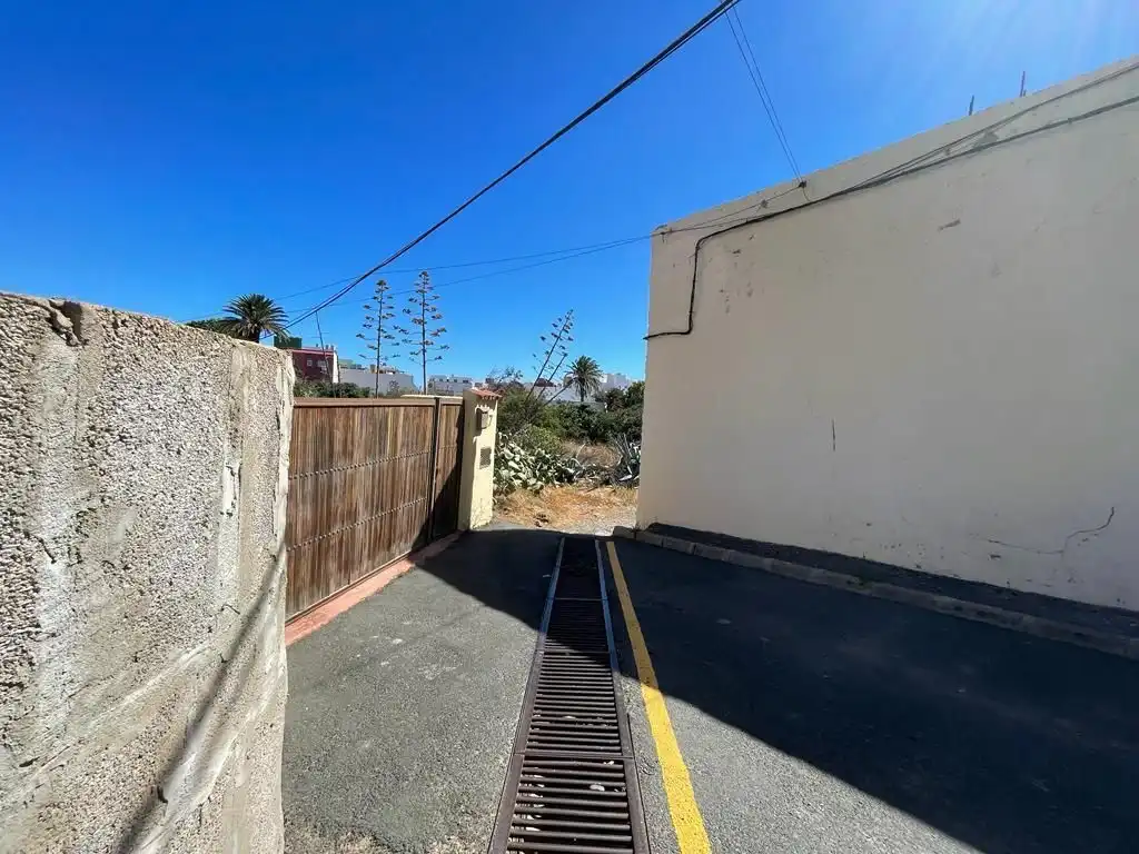 Lands and plots for sale in Trillo
