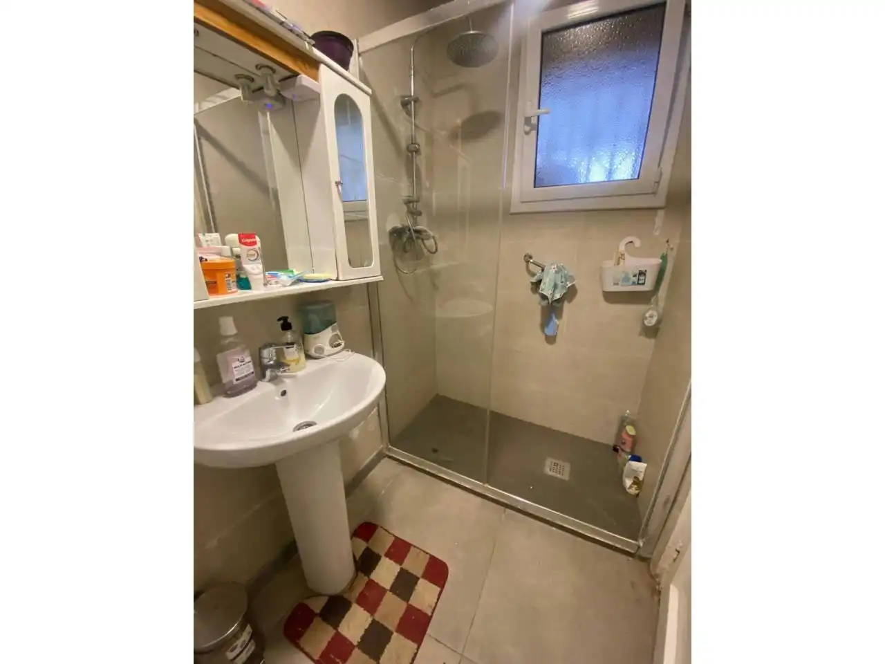 Baño de Casa o chalet en venta en Santa Coloma de Gramenet con Aire acondicionado, Calefacción y Terraza