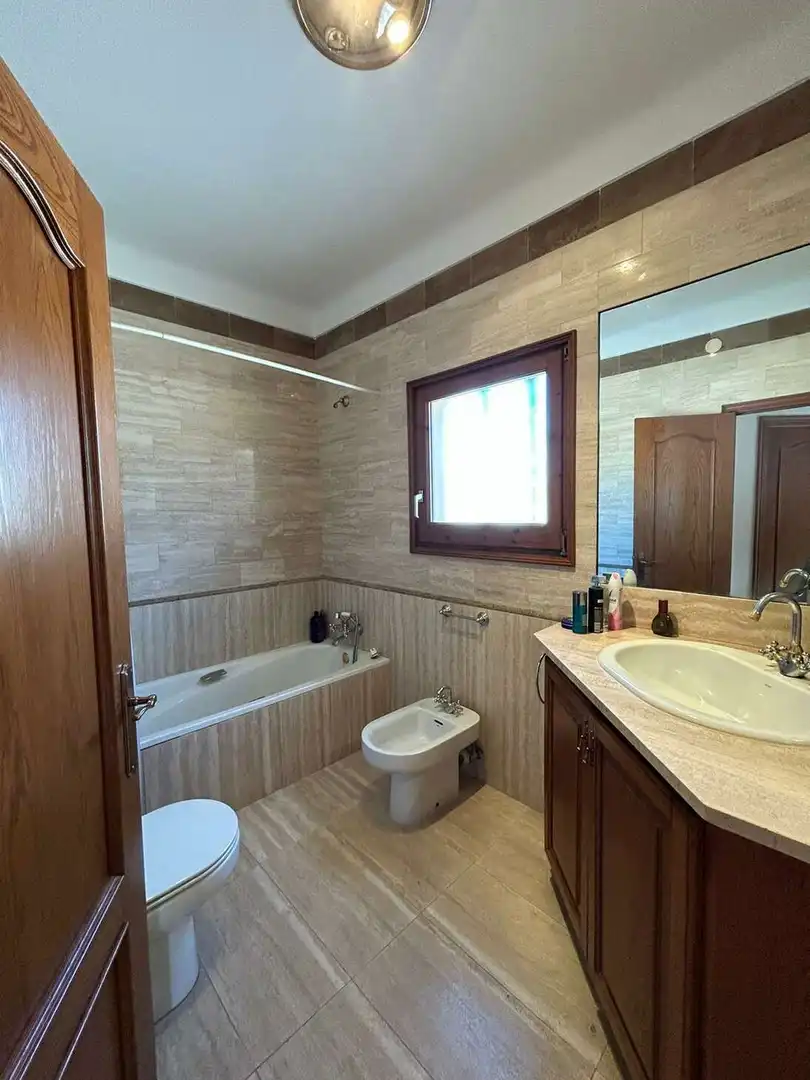 House with pool for sale in Requesens, imagen 27