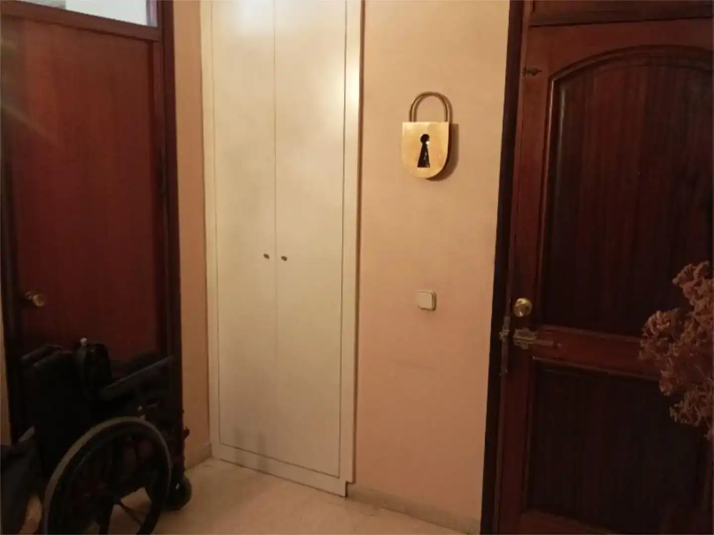 Flat for sale in  Sevilla Capital  with Air Conditioner, Terrace and Balcony