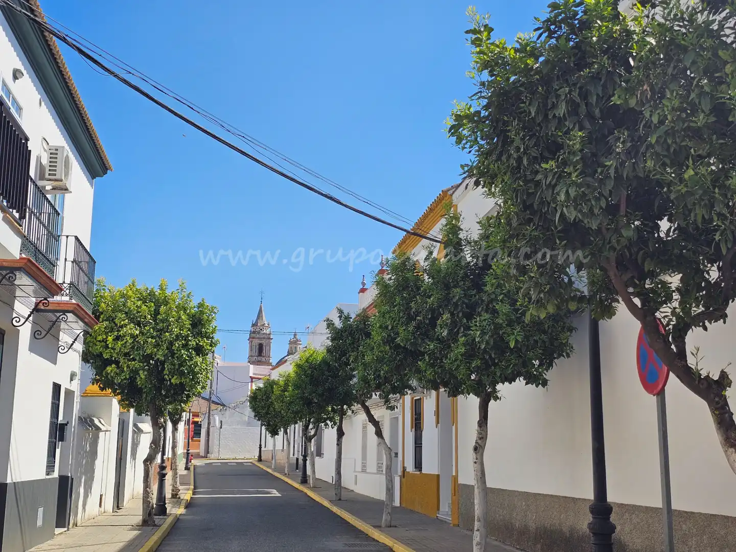Vista exterior de Casa adosada en venta en Umbrete