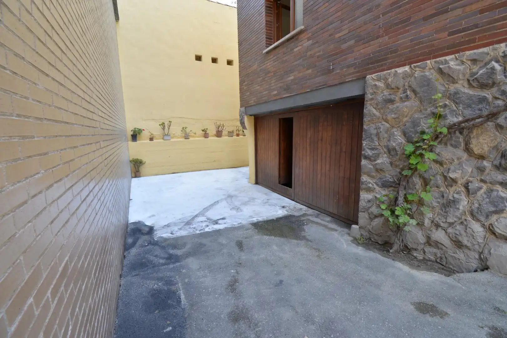 Außenansicht von Haus oder Chalet zur Miete in Oviedo  mit Abstellraum