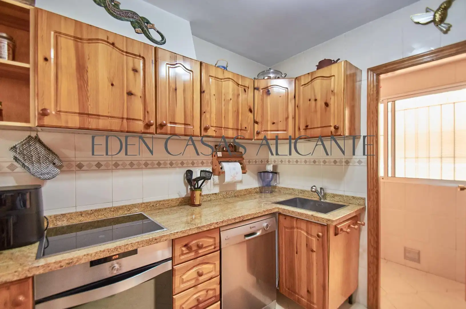 Kitchen of Flat for sale in El Campello  with Air Conditioner, Heating and Private garden